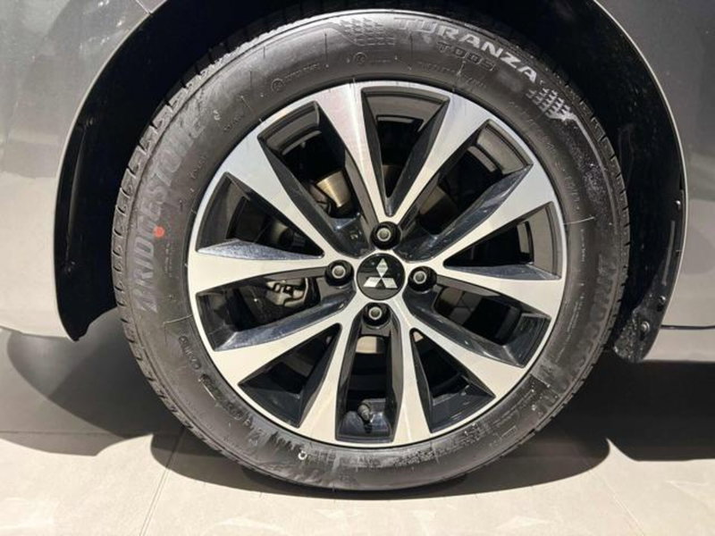 Mitsubishi Colt nuova a Pesaro-Urbino (3)