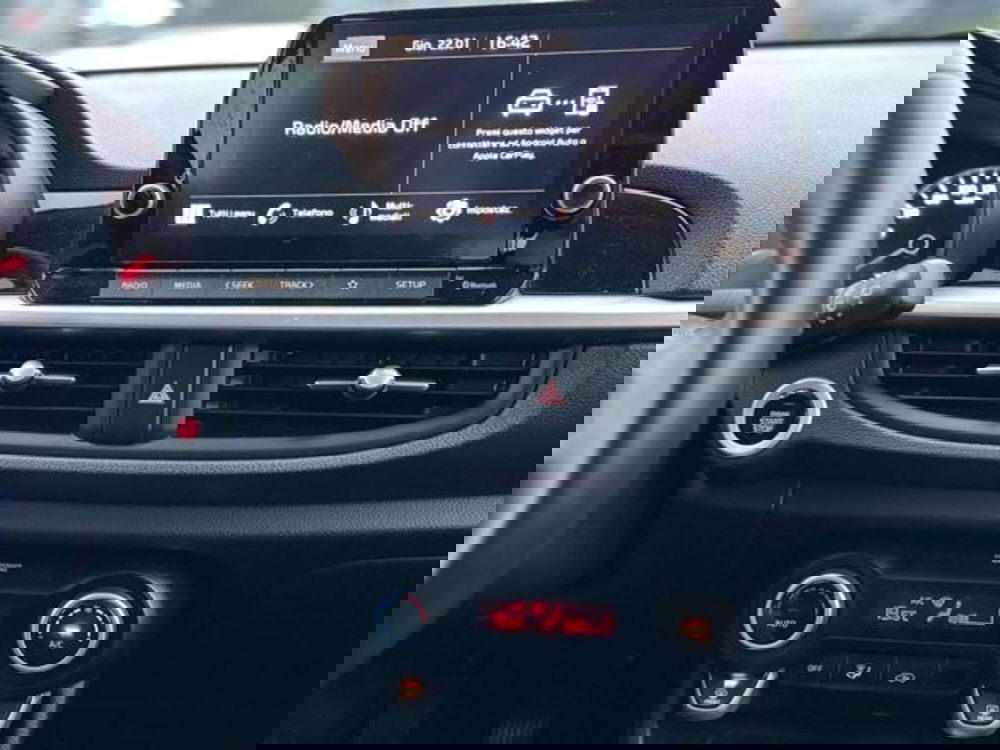 Kia Picanto usata a Pesaro-Urbino (3)