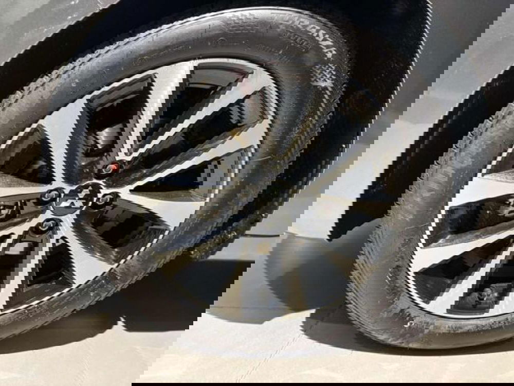 Mitsubishi Colt nuova a Pesaro-Urbino (3)