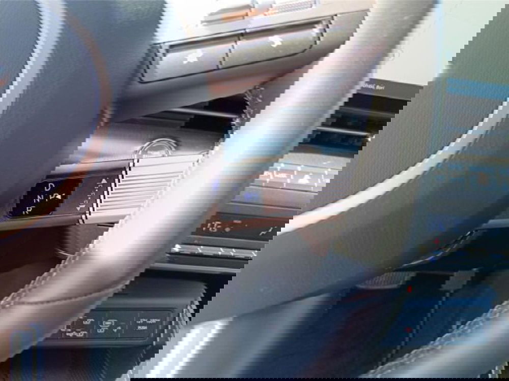 Hyundai Kona usata a Bari (16)