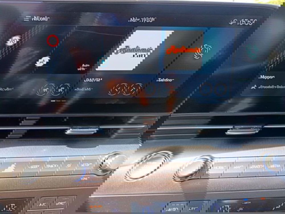 Hyundai Kona usata a Bari (18)