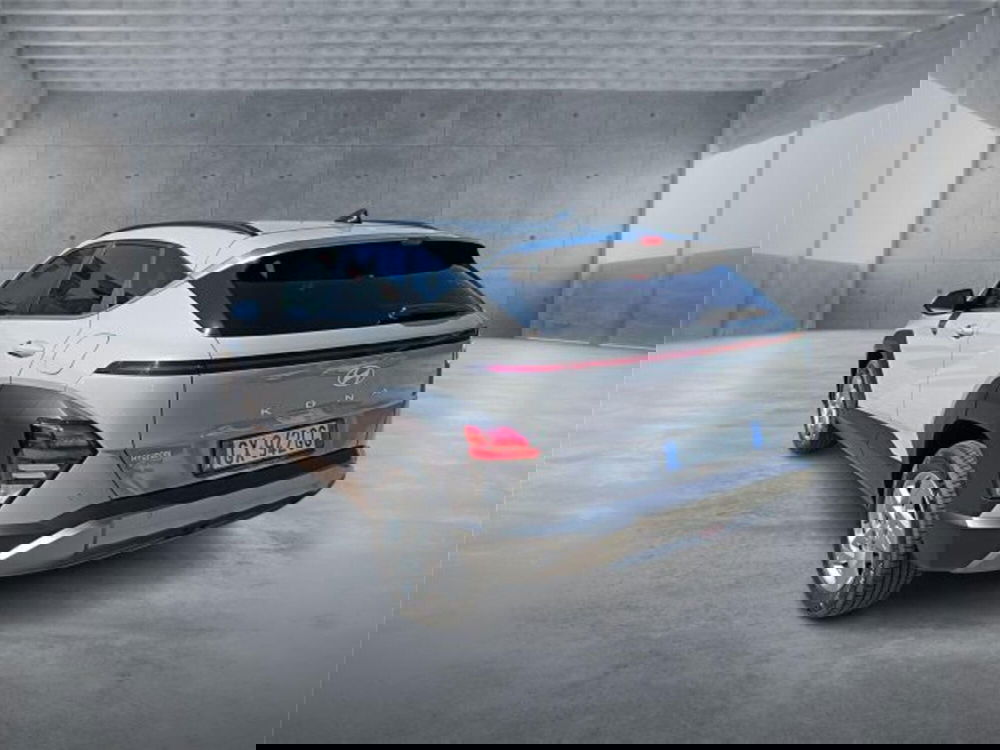 Hyundai Kona usata a Bari (4)