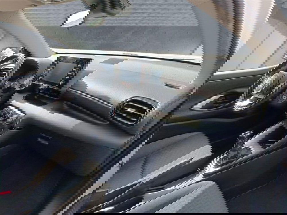 Toyota Yaris usata a Bari (12)