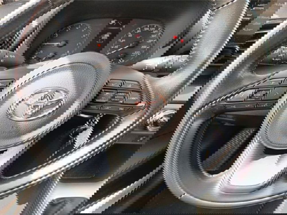 Toyota Yaris usata a Bari (15)