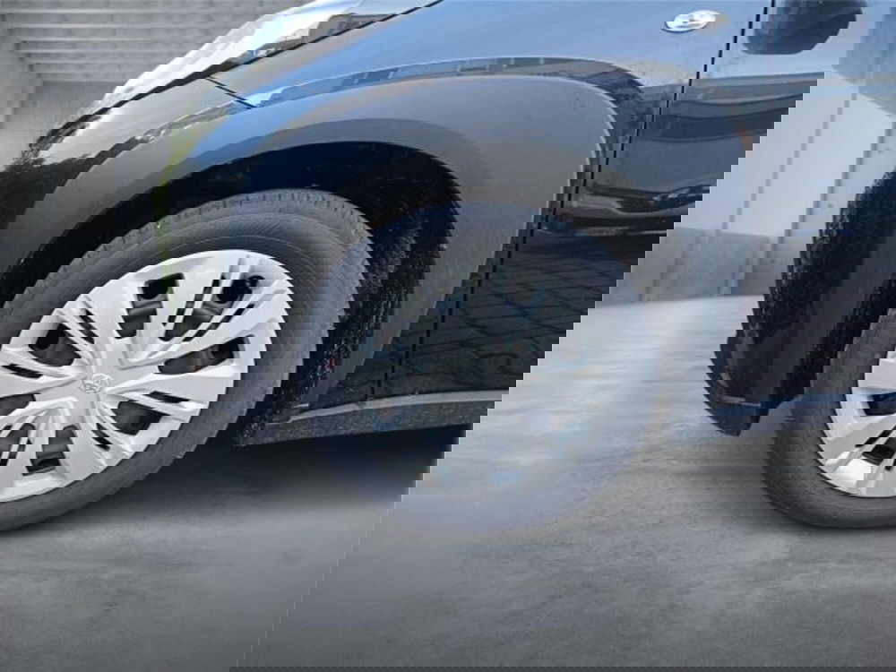 Toyota Aygo X nuova a Bari (8)