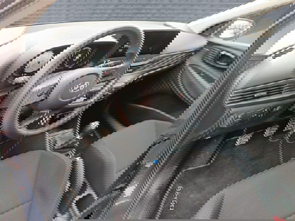 Hyundai Bayon usata a Bari (10)