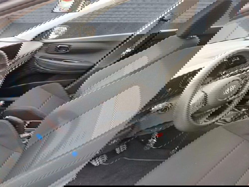 Hyundai Bayon usata a Bari (11)