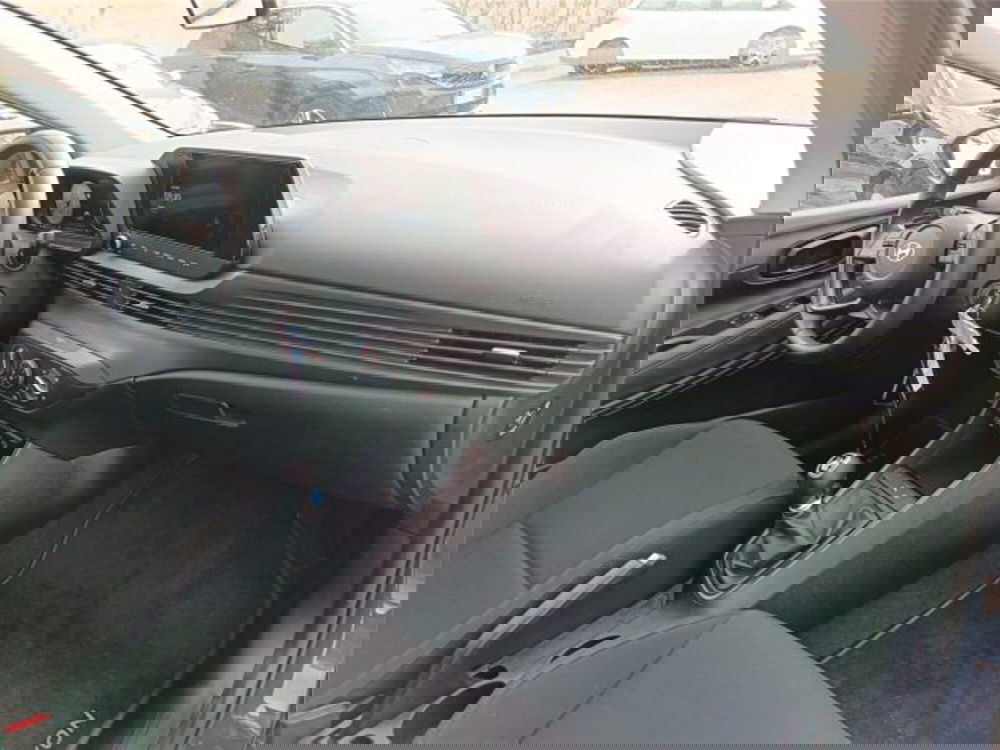 Hyundai Bayon usata a Bari (12)