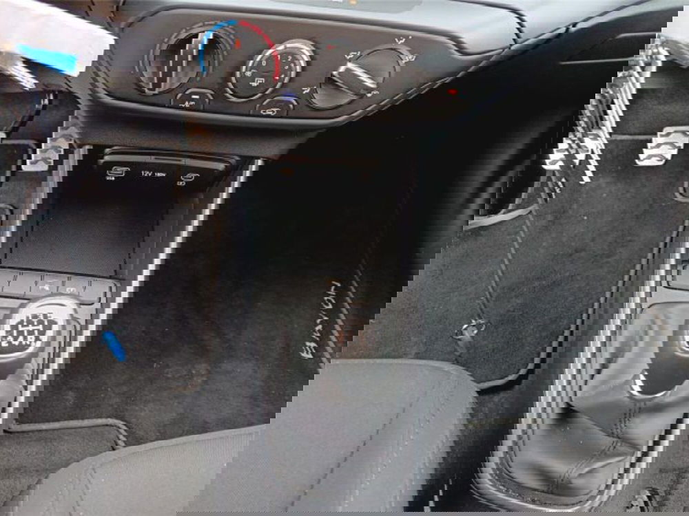 Hyundai Bayon usata a Bari (20)