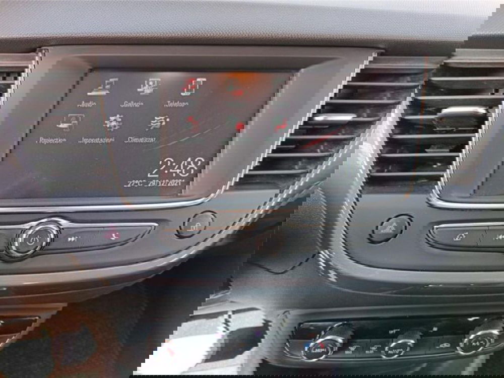 Opel Crossland usata a Bari (18)