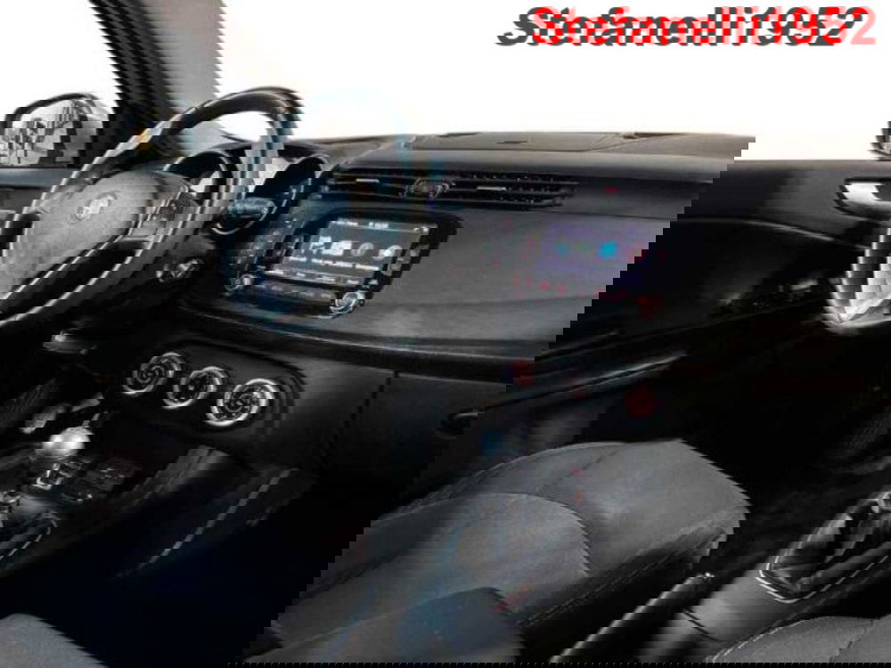 Alfa Romeo Giulietta usata a Bologna (15)