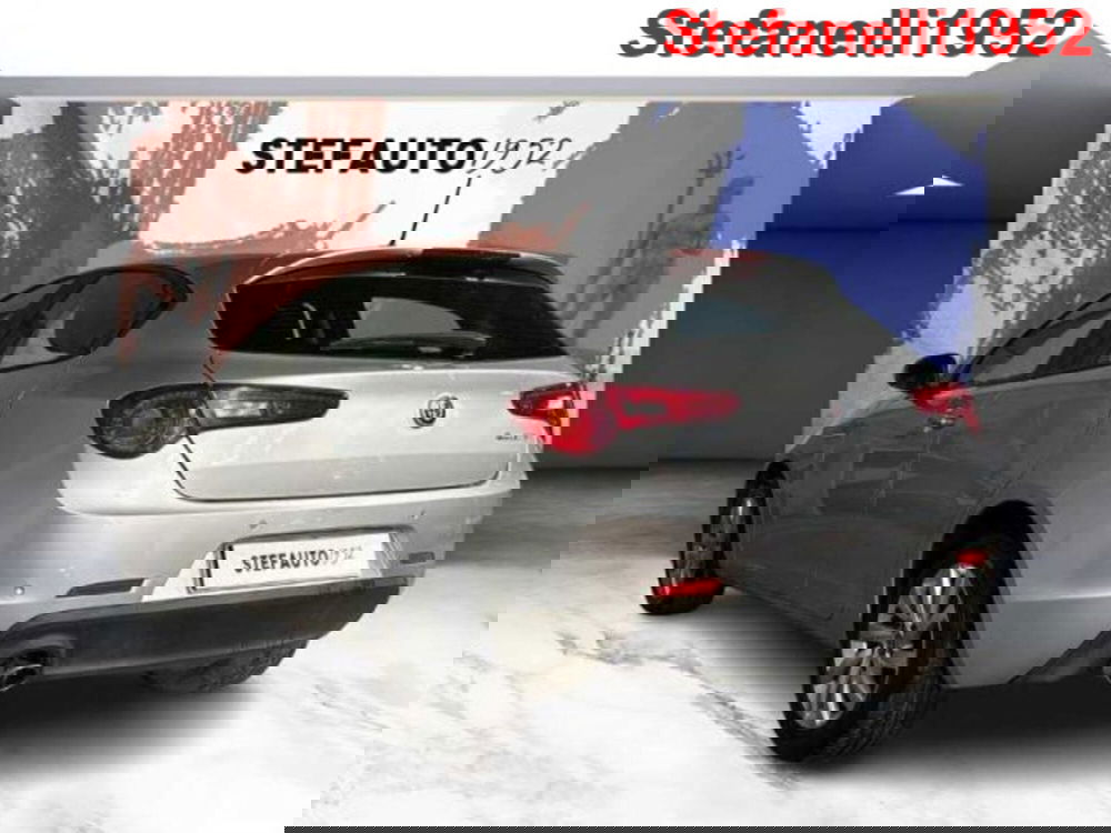 Alfa Romeo Giulietta usata a Bologna (5)