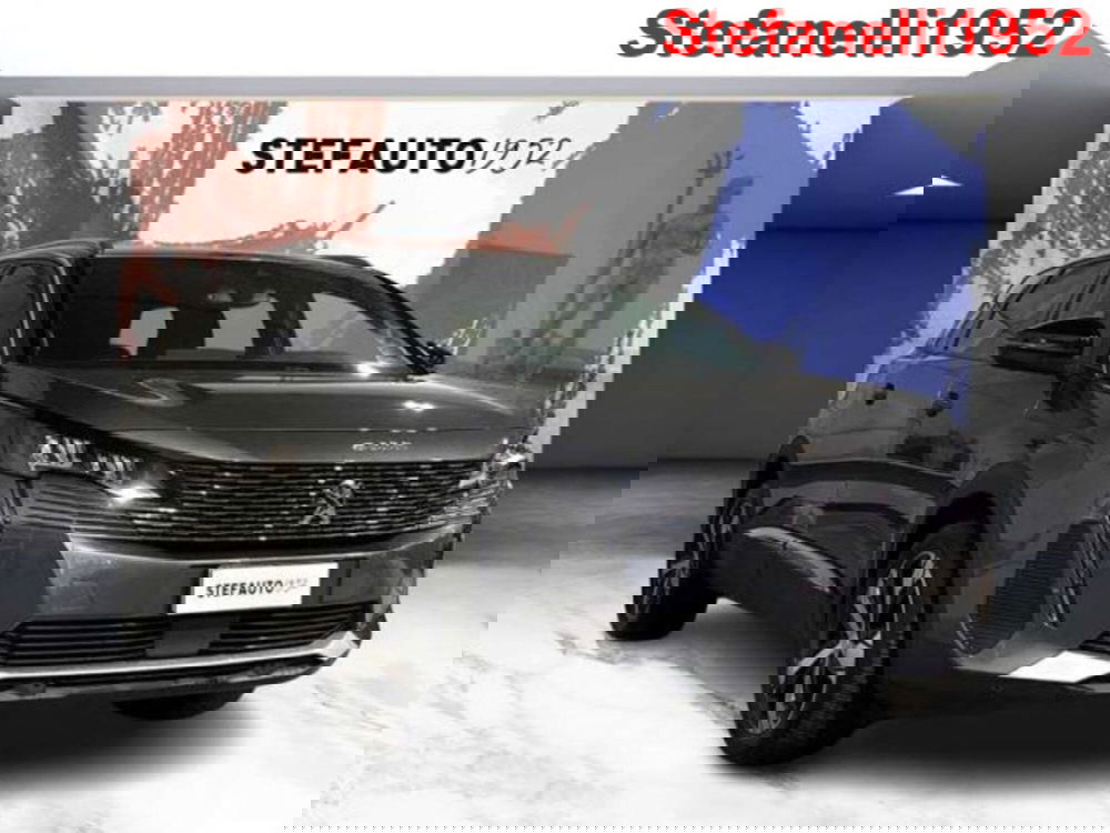 Peugeot 5008 usata a Bologna
