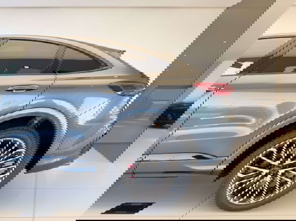 Audi Q5 Sportback nuova a Torino (13)