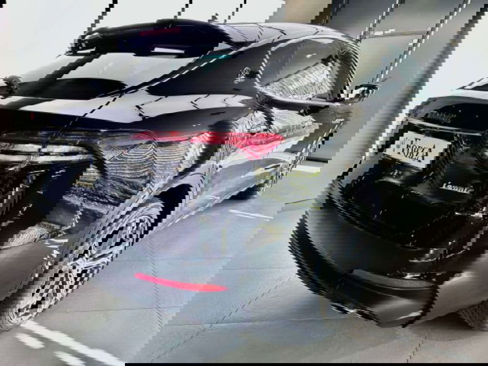 Maserati Levante usata a Torino (6)