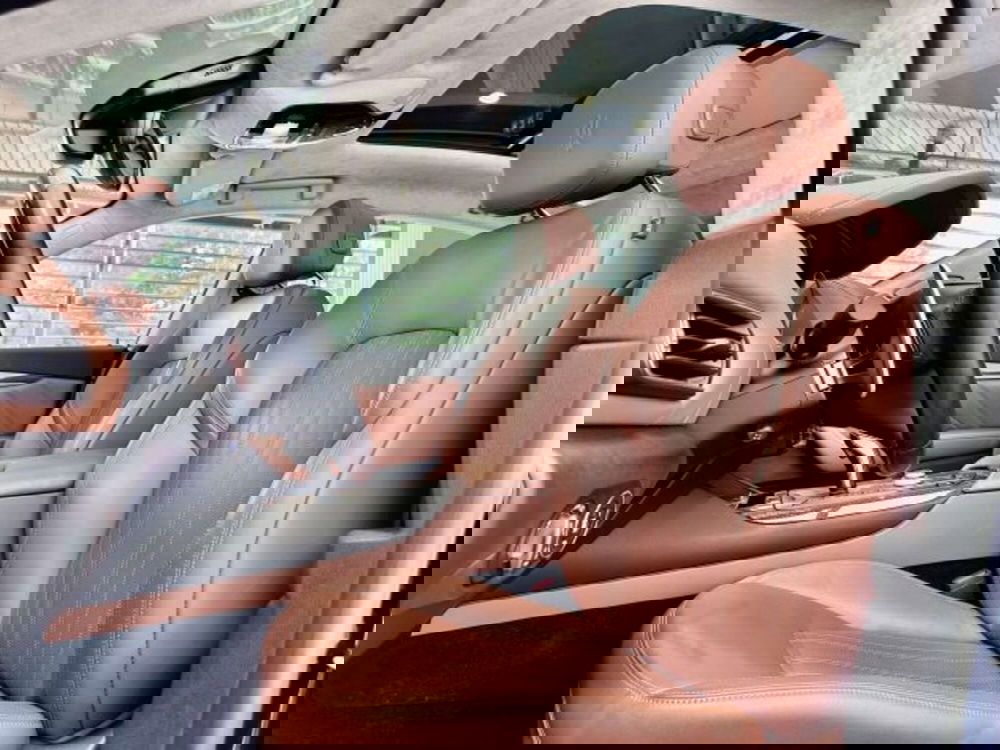 Maserati Levante usata a Torino (10)