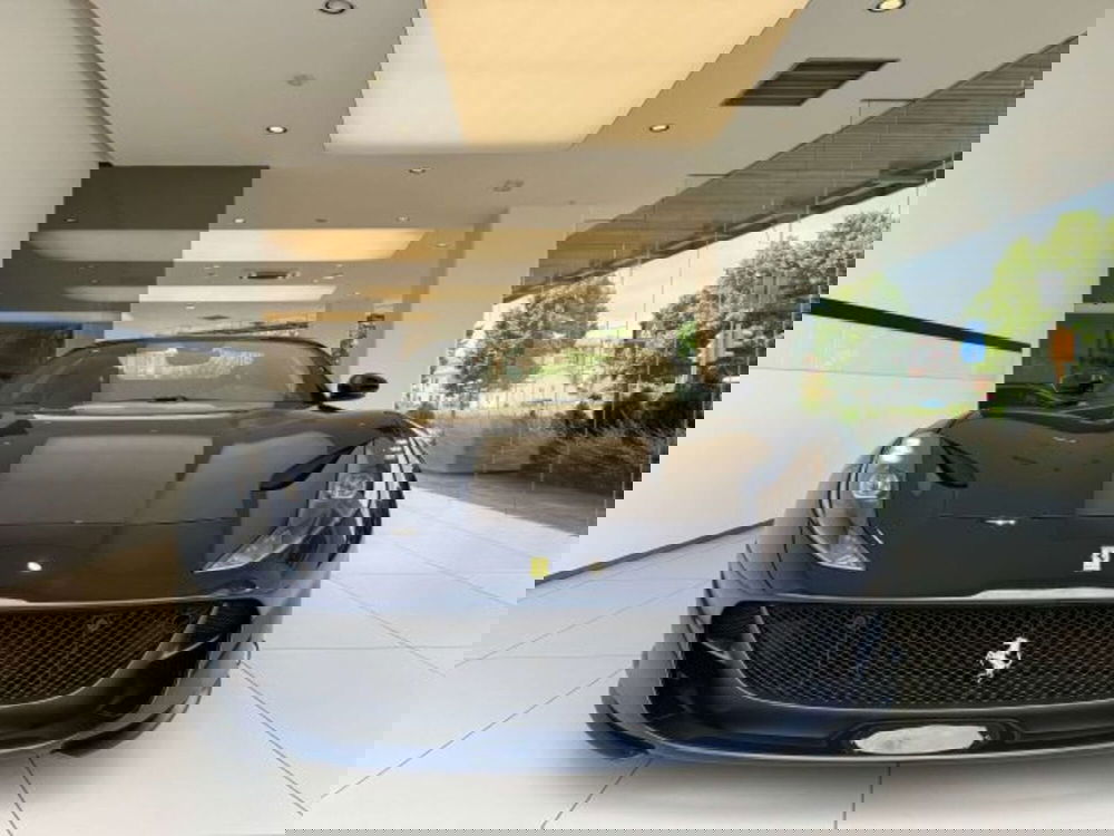 Ferrari 812 Spider usata a Torino (2)