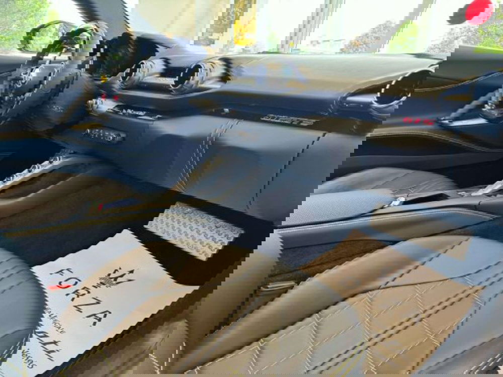 Ferrari 812 Spider usata a Torino (9)