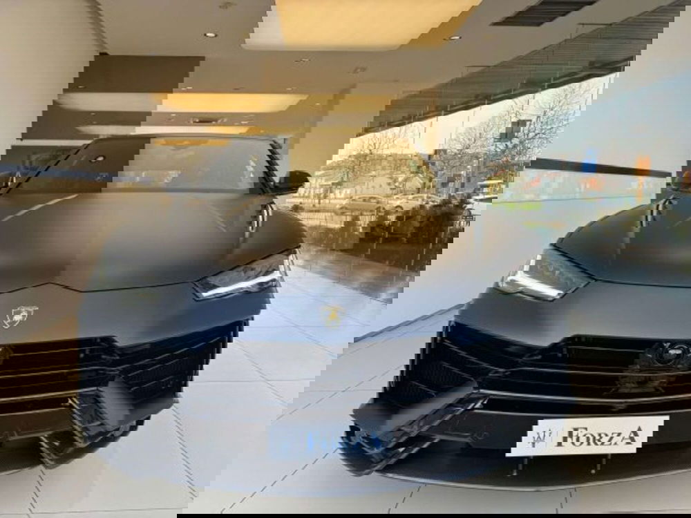 Lamborghini Urus usata a Torino (2)