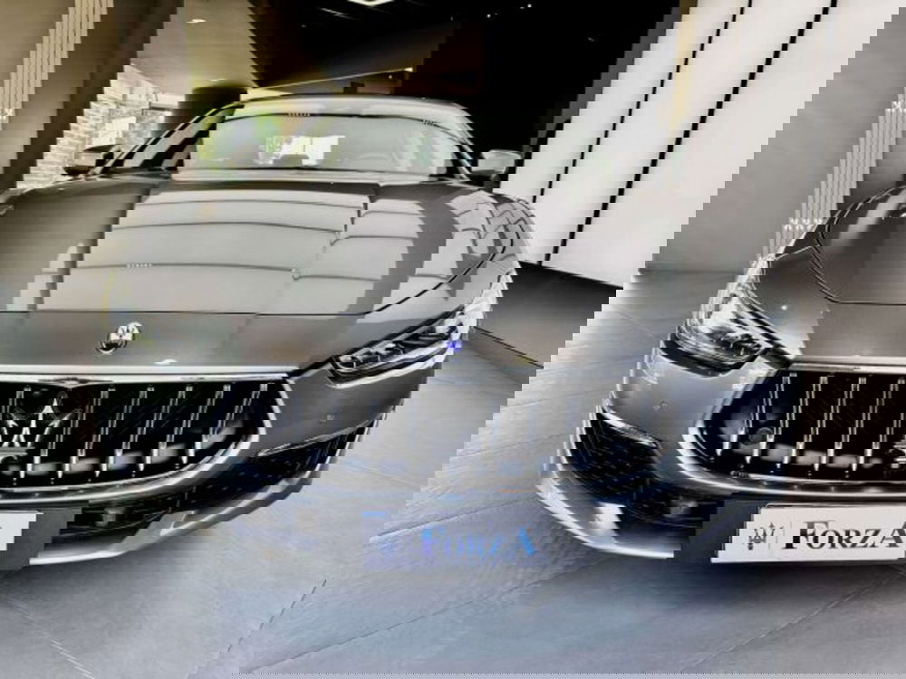 Maserati Ghibli usata a Torino (2)