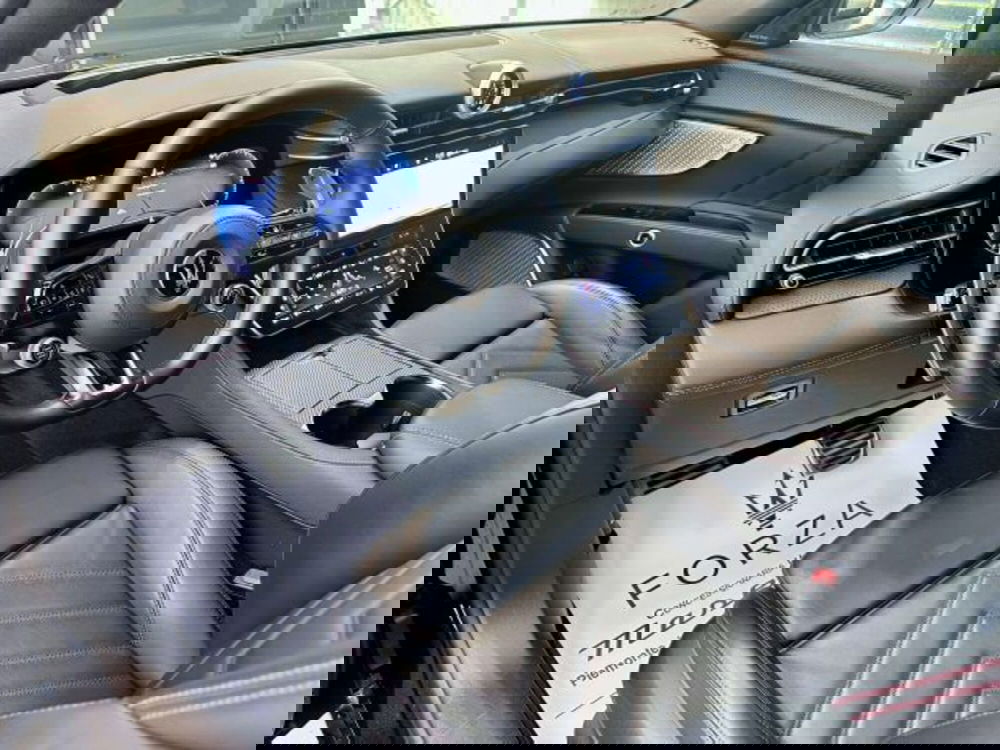 Maserati Grecale usata a Torino (9)