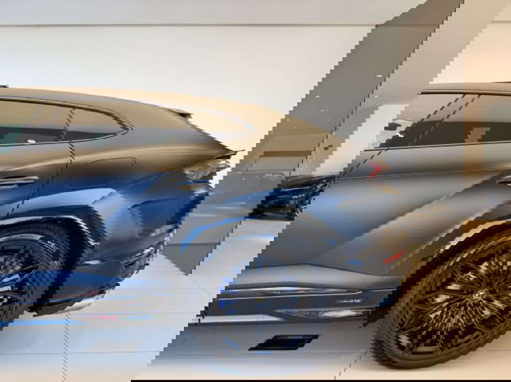 Lamborghini Urus usata a Torino (12)