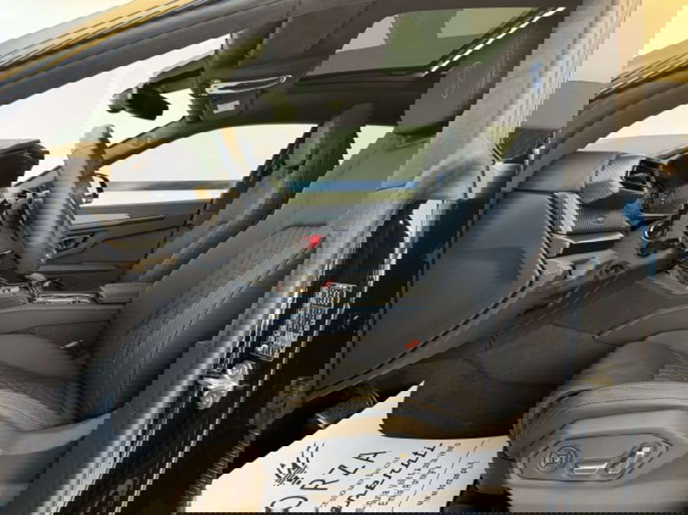 Lamborghini Urus usata a Torino (6)