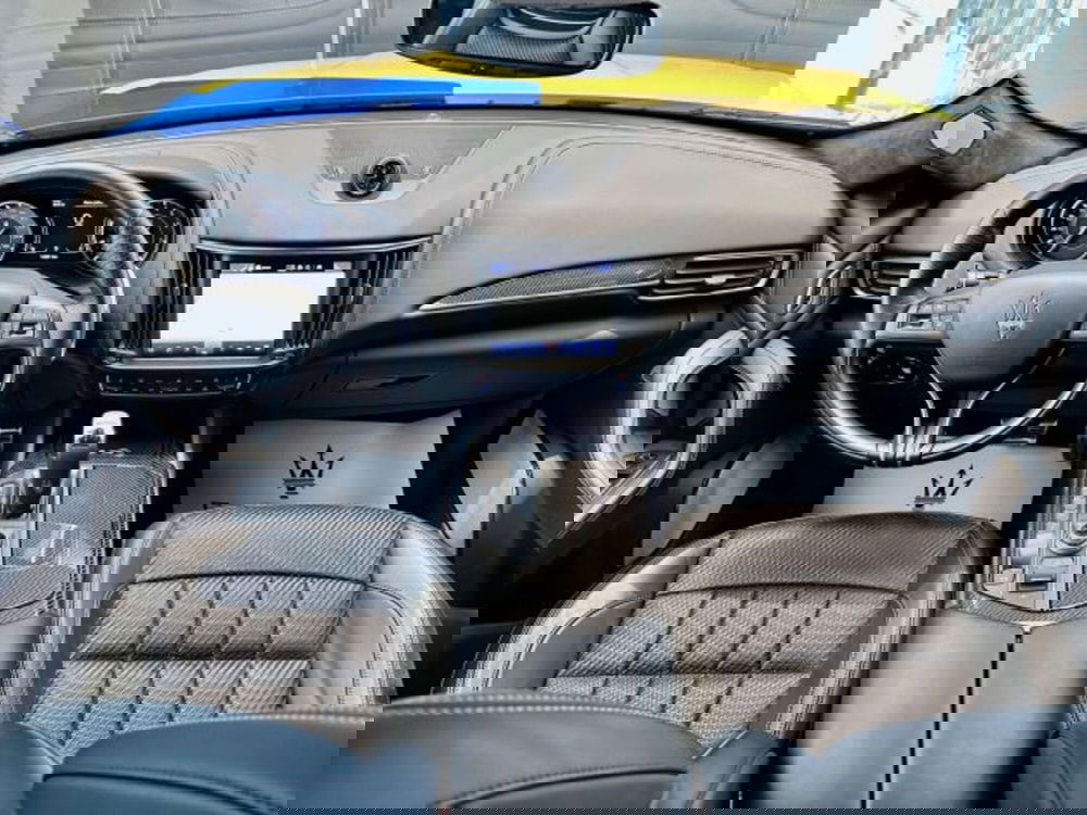 Maserati Levante usata a Torino (15)