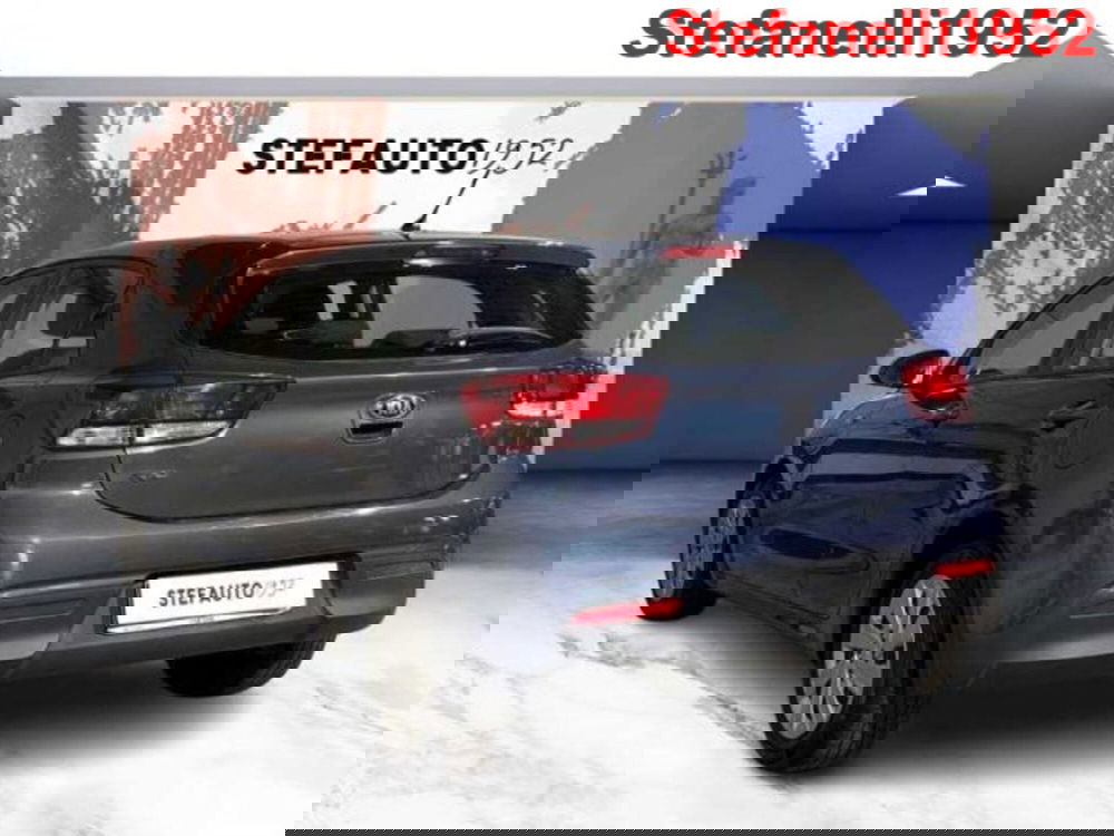 Kia Rio usata a Bologna (5)