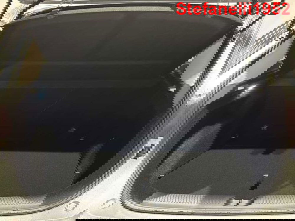 Mg ZS EV nuova a Bologna (7)