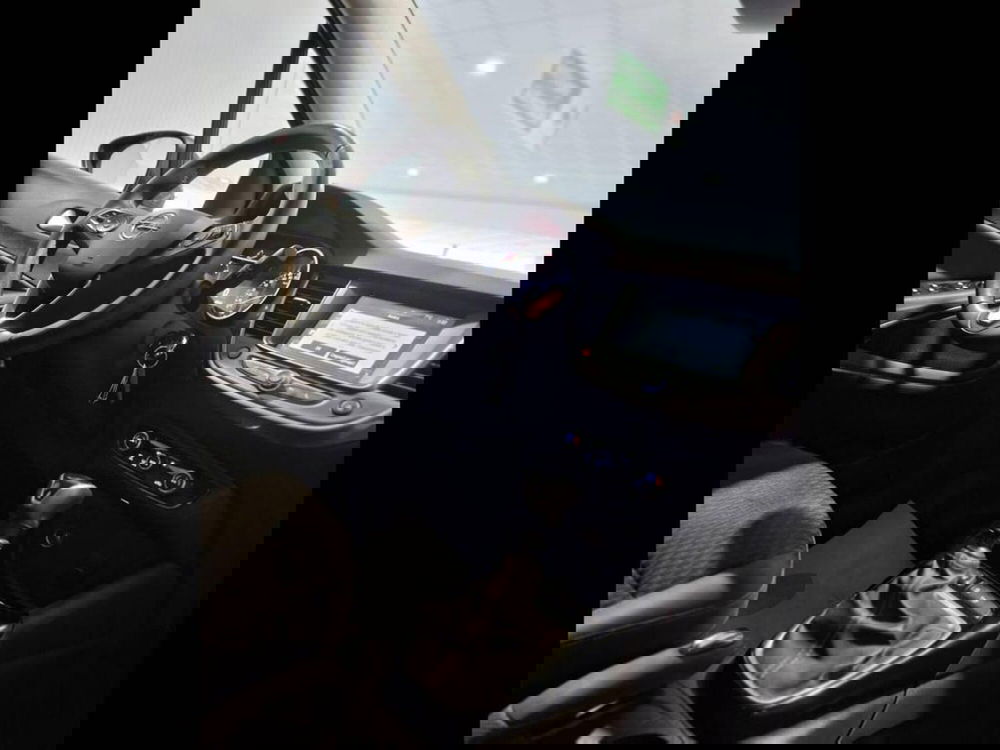 Opel Crossland X usata a Torino (13)