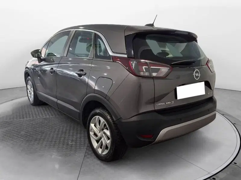 Opel Crossland X usata a Torino (4)