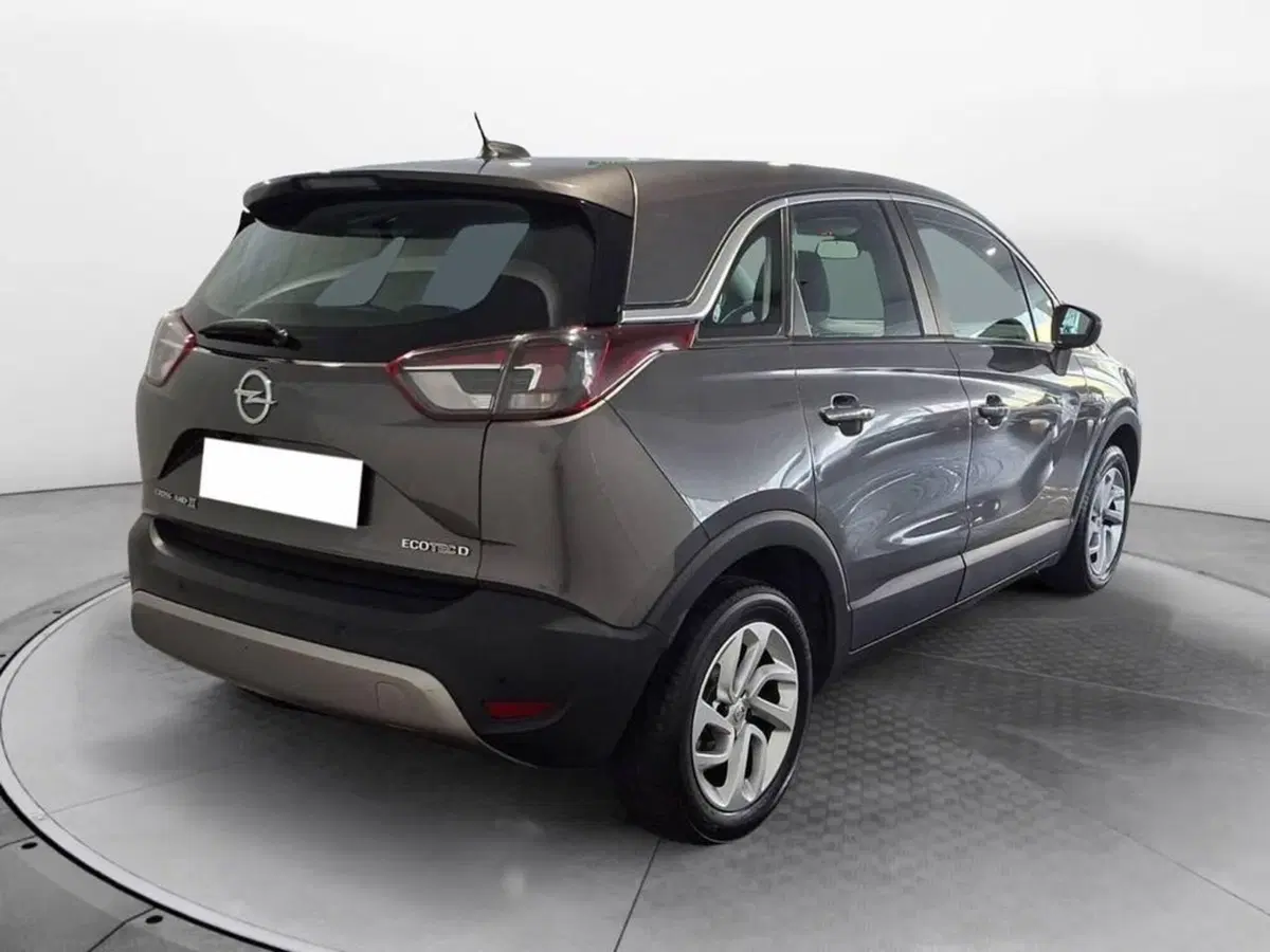 Opel Crossland X usata a Torino (6)