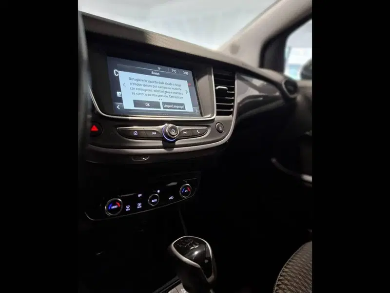 Opel Crossland X usata a Torino (8)