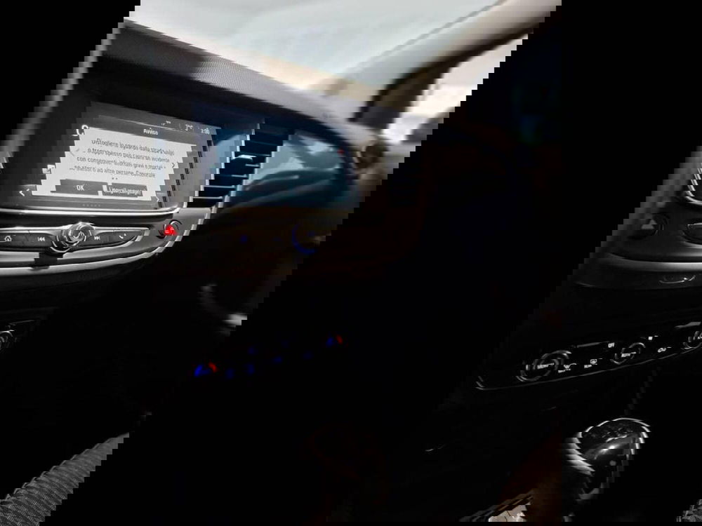 Opel Crossland X usata a Torino (8)