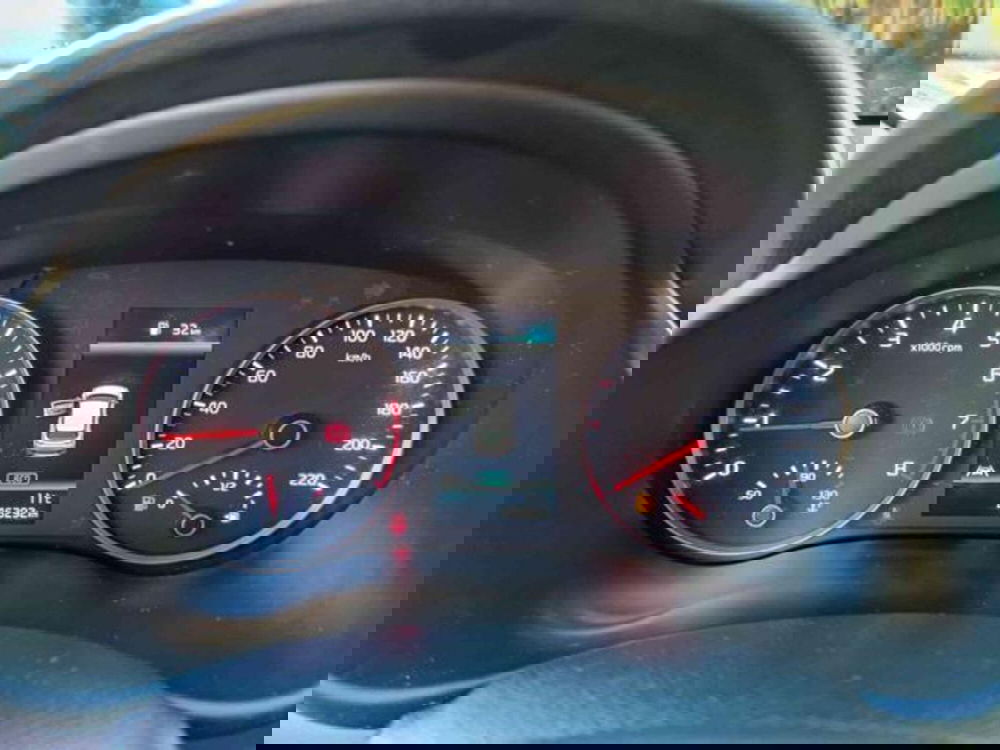 Kia Stonic usata a Sassari (11)