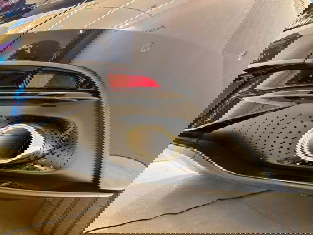 Aston Martin DB12 nuova a Bologna (19)