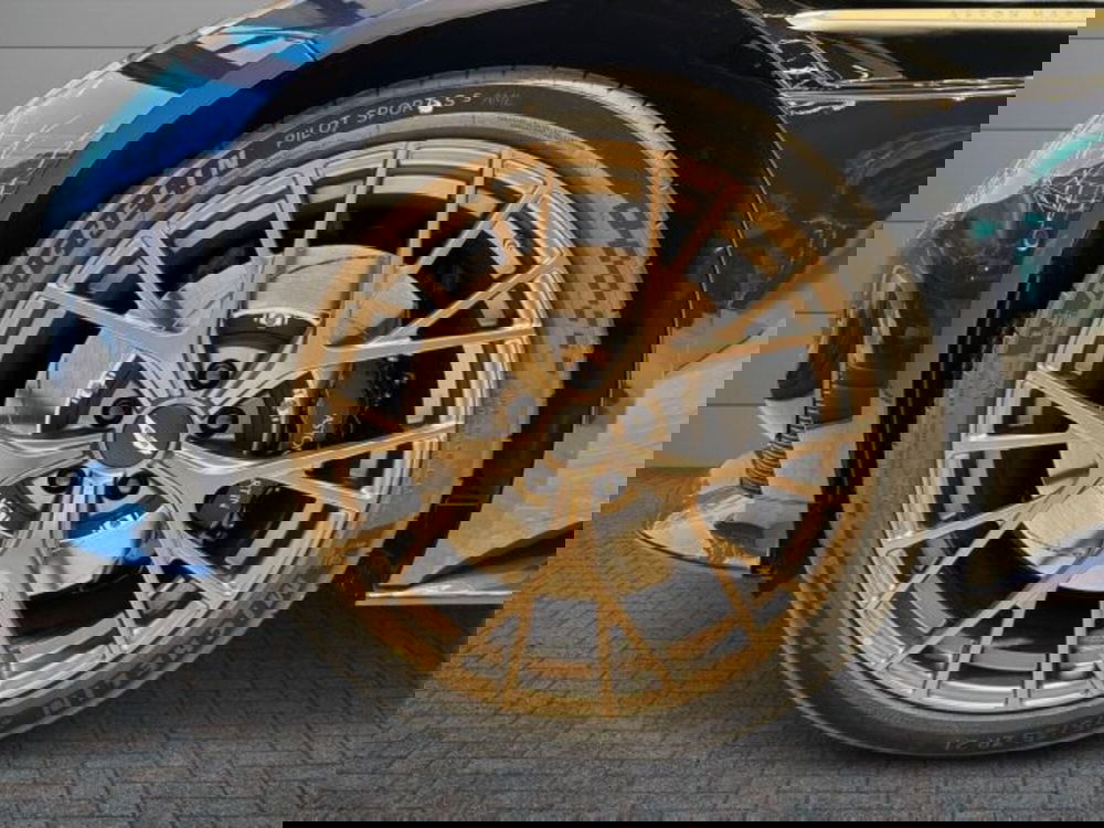 Aston Martin DB12 nuova a Bologna (6)