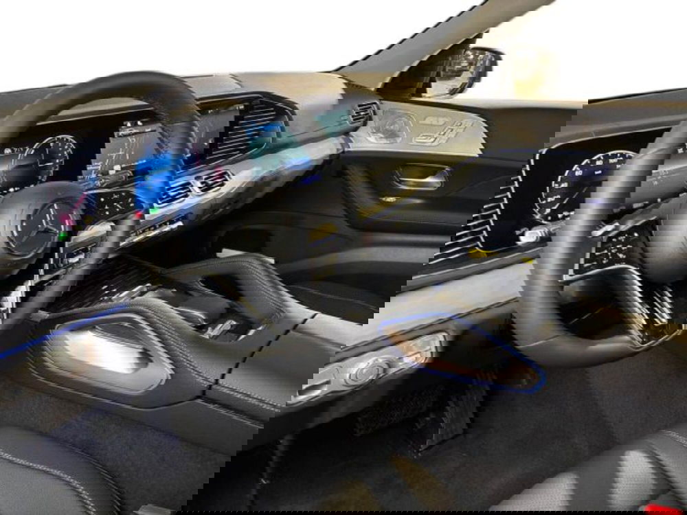 Mercedes-Benz GLB nuova a Bologna (11)