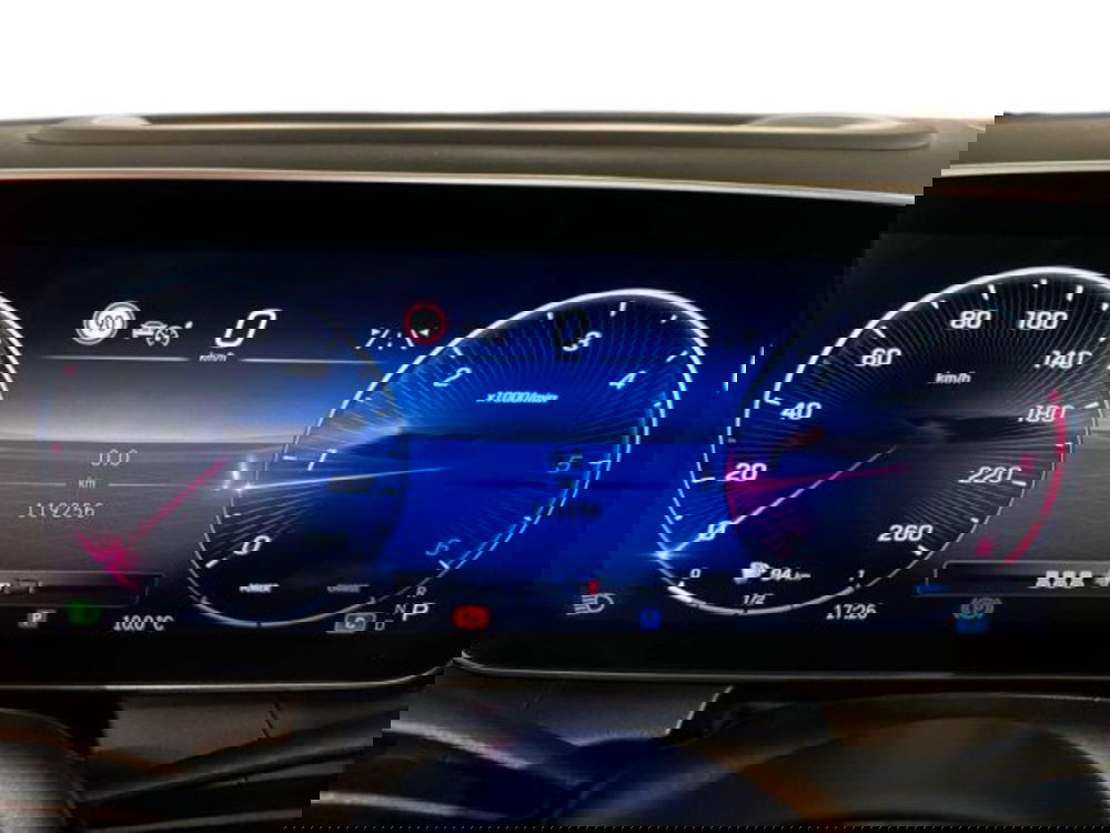 Mercedes-Benz GLC usata a Avellino (13)