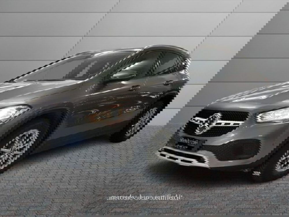 Mercedes-Benz GLA SUV usata a Avellino