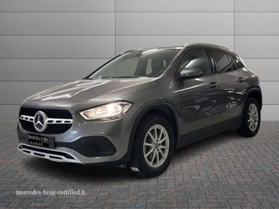 Mercedes-Benz GLA SUV 180 Automatic Business del 2022 usata a Manocalzati
