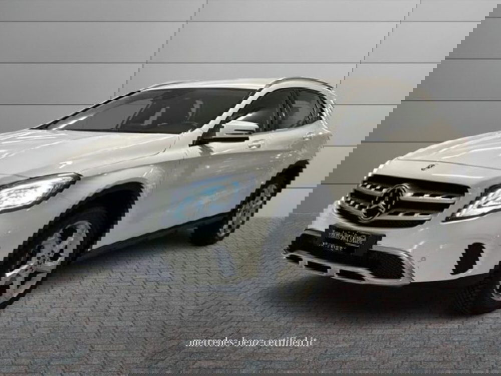 Mercedes-Benz GLA SUV usata a Avellino