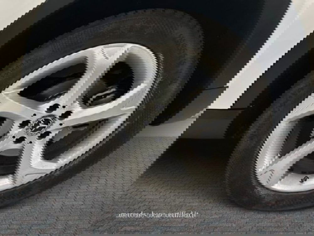 Mercedes-Benz GLA SUV usata a Avellino (17)