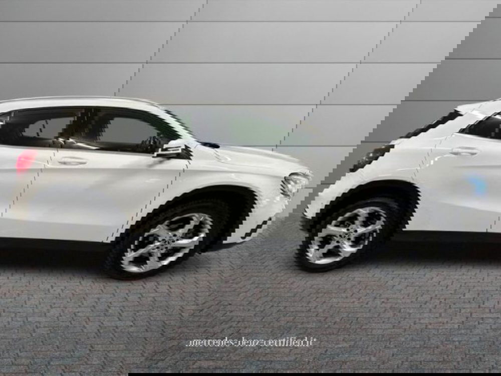 Mercedes-Benz GLA SUV usata a Avellino (5)