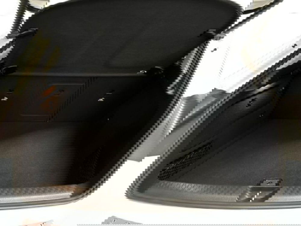 Mercedes-Benz GLA SUV usata a Avellino (8)