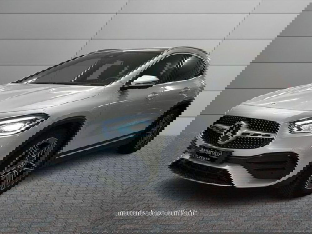 Mercedes-Benz GLA SUV usata a Avellino