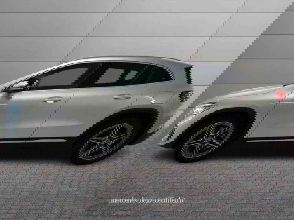 Mercedes-Benz GLA SUV usata a Avellino (6)