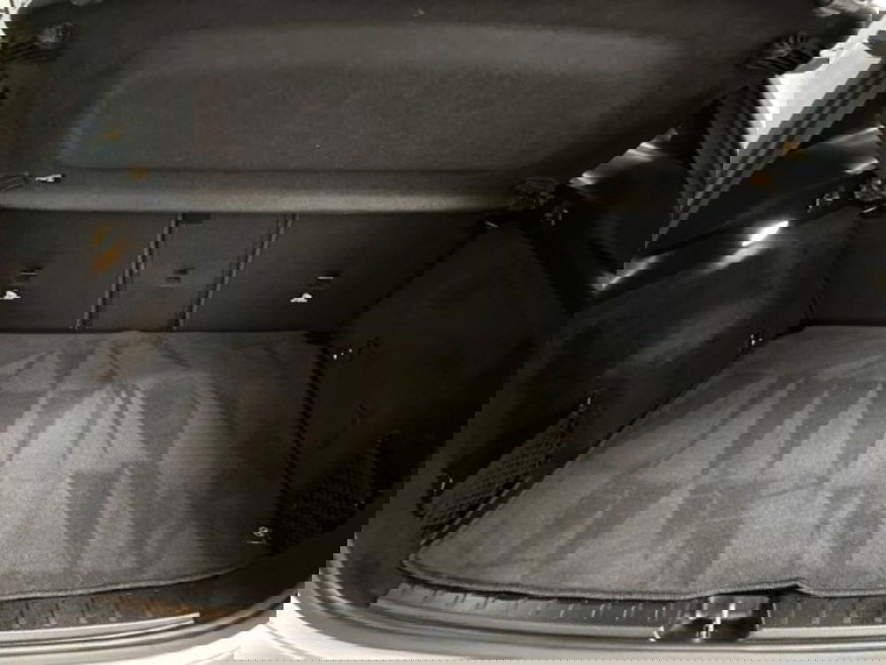 Mercedes-Benz GLA SUV usata a Avellino (8)