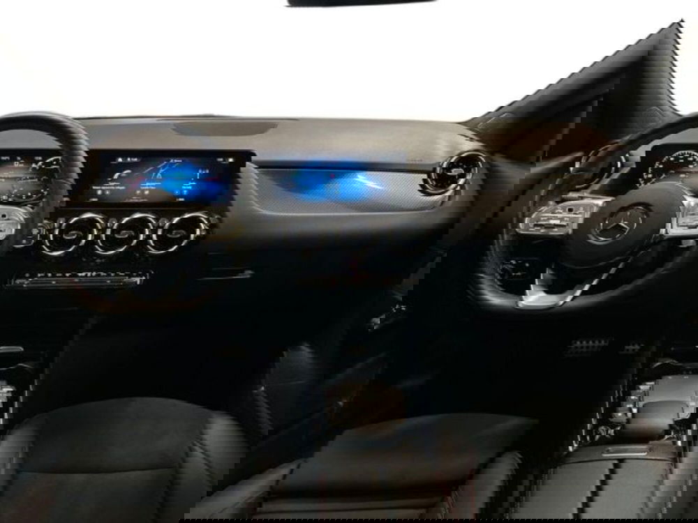 Mercedes-Benz GLA SUV usata a Avellino (9)